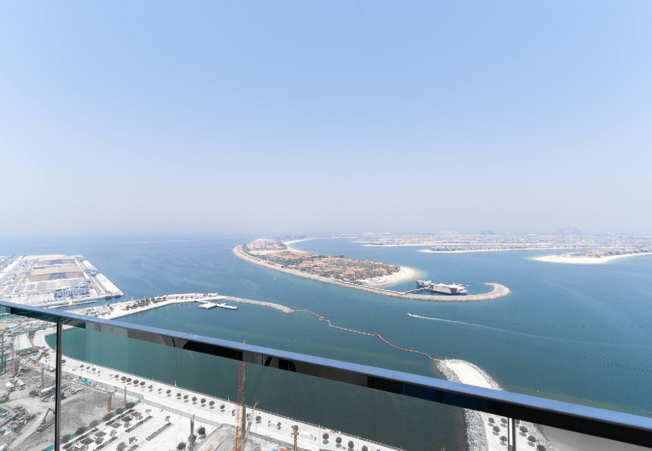 Apartment in Dubai - Apartment with Palm Jumeira View 