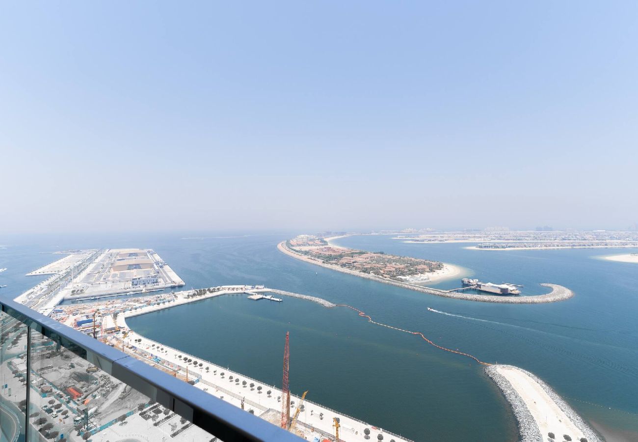 Apartment in Dubai - Apartment with Palm Jumeira View 