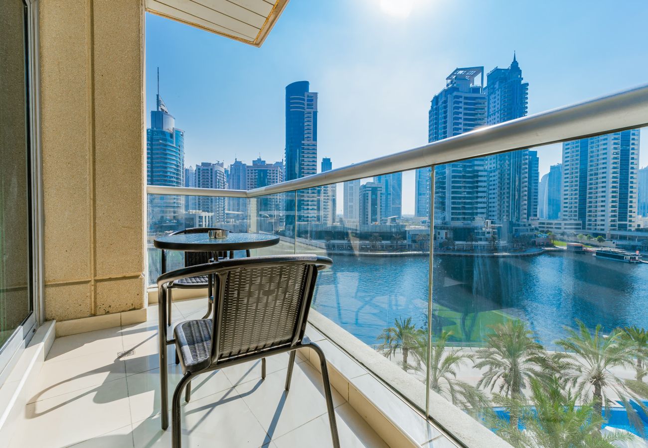 Apartment in Dubai - Luxury Home with full Marina and Canal View