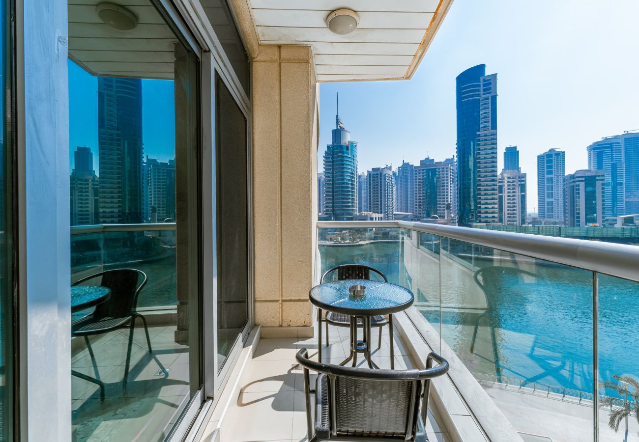 Apartment in Dubai - Luxury Home with full Marina and Canal View