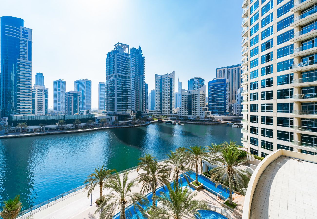 Apartment in Dubai - Luxury Home with full Marina and Canal View