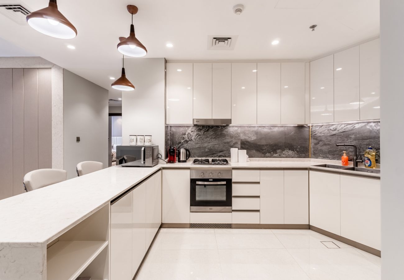 Apartment in Dubai - Modern & Stylish | Brand New 2 BHK