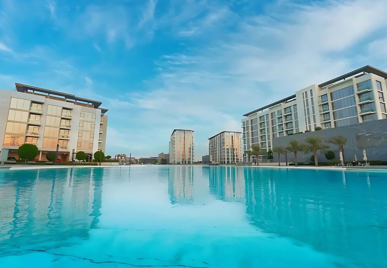 Apartment in Dubai - Premium 1BR  -  Lagoon Access,  District One - MBR City