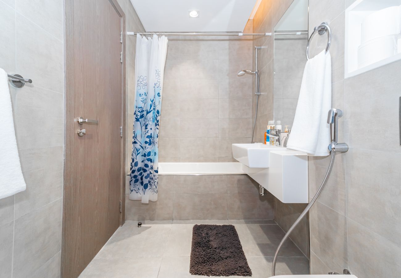 Apartment in Dubai - Premium 1BR  -  Lagoon Access,  District One - MBR City