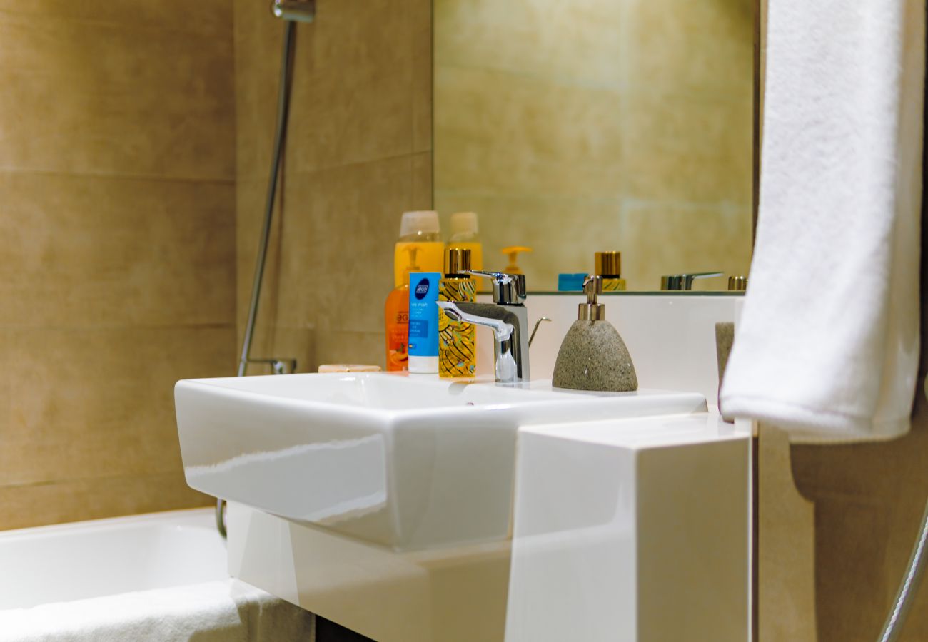 Apartment in Dubai - Premium 1BR  -  Lagoon Access,  District One - MBR City