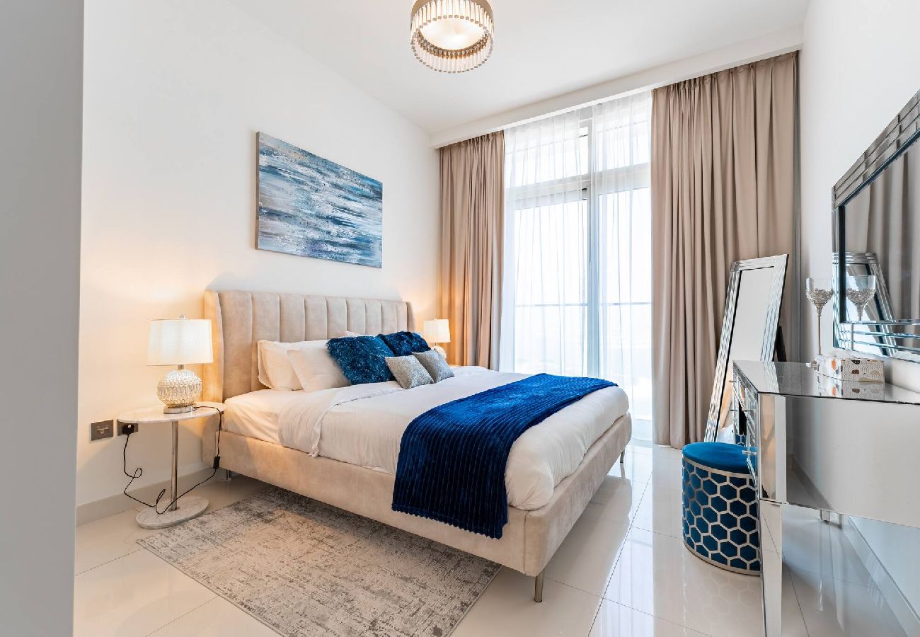 Apartment in Dubai - Sea View 1BR in Sunrise Bay | Beach Access 