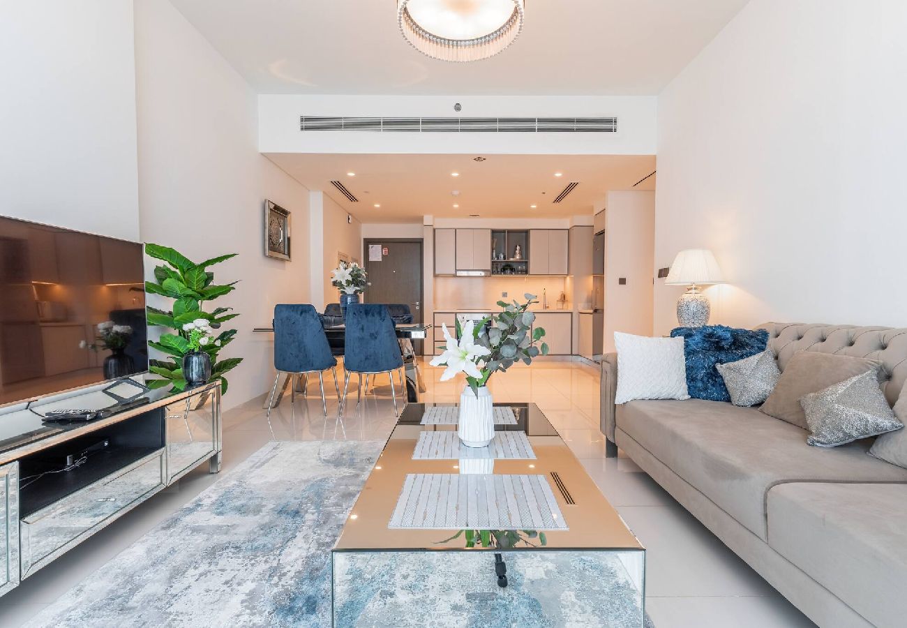 Apartment in Dubai - Sea View 1BR in Sunrise Bay | Beach Access 